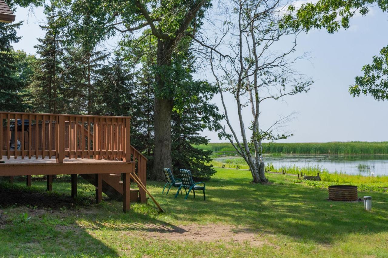 Lakeview & Wildlife Au Gres 外观 照片